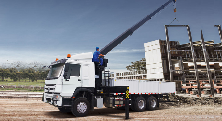 HOWO 6x4 Mounted Crane Truck